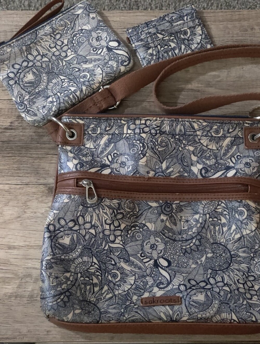 Sakroots Artist Circle crossbody bag Set Of 3 - Picture 2 of 10